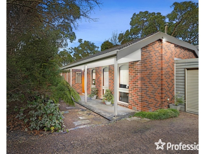 24 North Avenue, Mount Evelyn VIC 3796