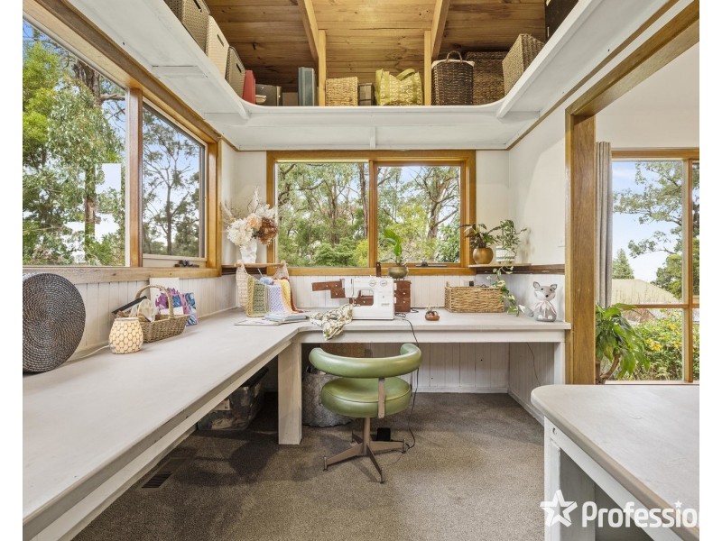 24 North Avenue, Mount Evelyn VIC 3796