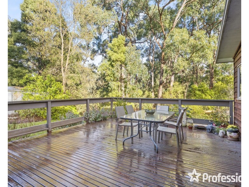 24 North Avenue, Mount Evelyn VIC 3796