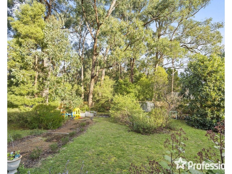 24 North Avenue, Mount Evelyn VIC 3796