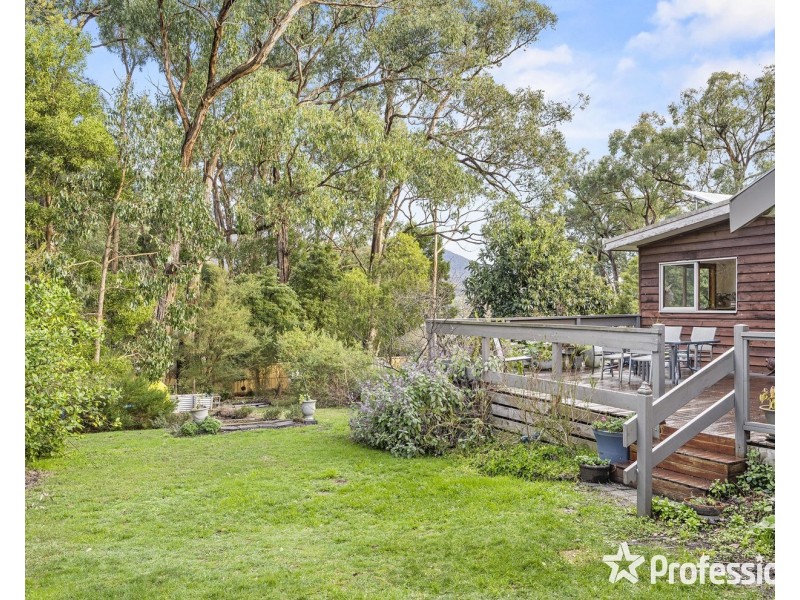 24 North Avenue, Mount Evelyn VIC 3796