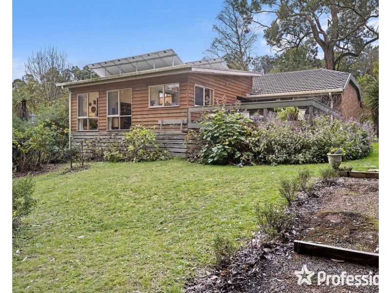 24 North Avenue, Mount Evelyn VIC 3796