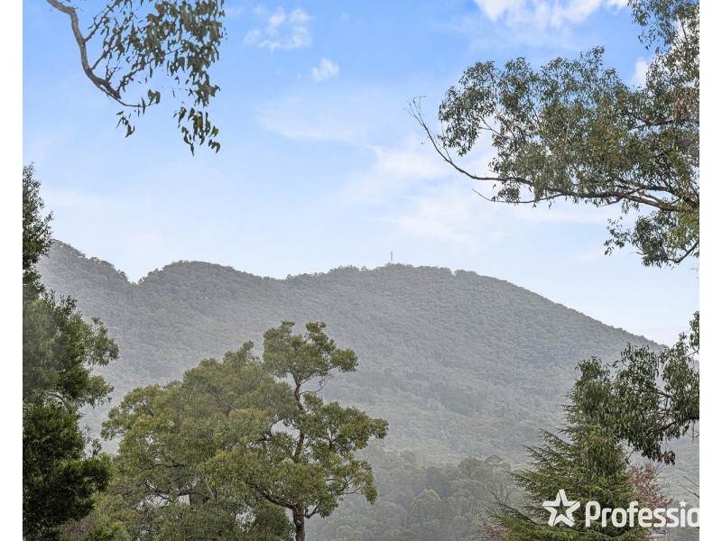 24 North Avenue, Mount Evelyn VIC 3796