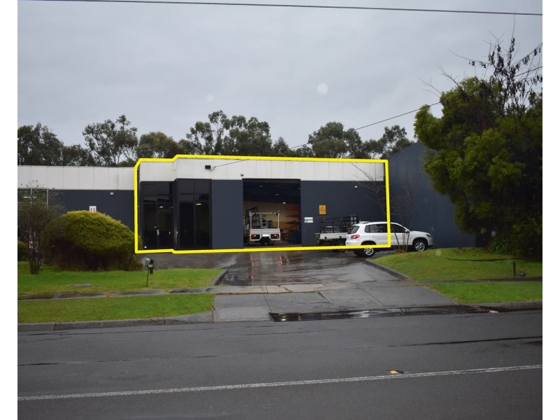 2/11 Nicole Close, Bayswater North VIC 3153