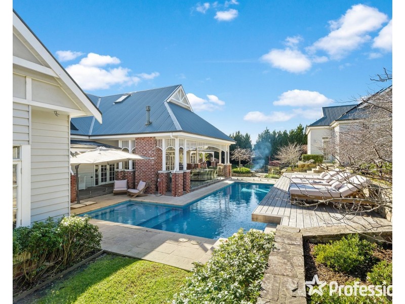 63 Bellbird Drive, Lilydale VIC 3140
