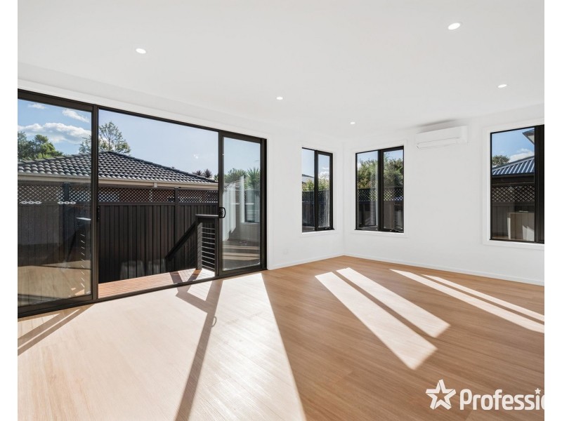 3/14 Ricky Court, Mooroolbark VIC 3138