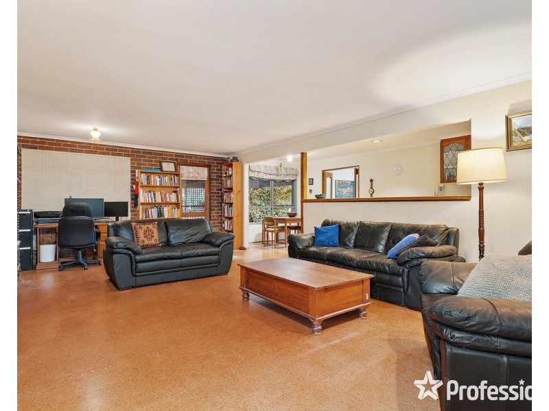 46 Lancaster Road, Mooroolbark VIC 3138