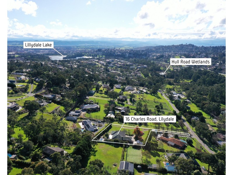 16 Charles Road, Lilydale VIC 3140