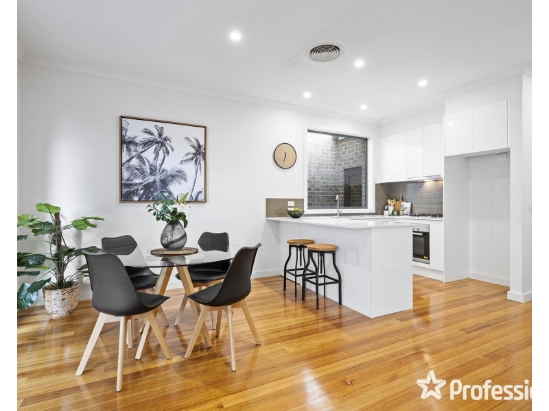 2 Skye Close, Kilsyth VIC 3137