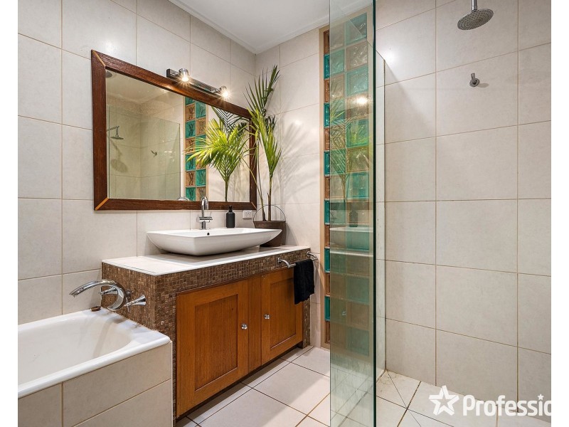 631 Victoria Road, Gruyere VIC 3770
