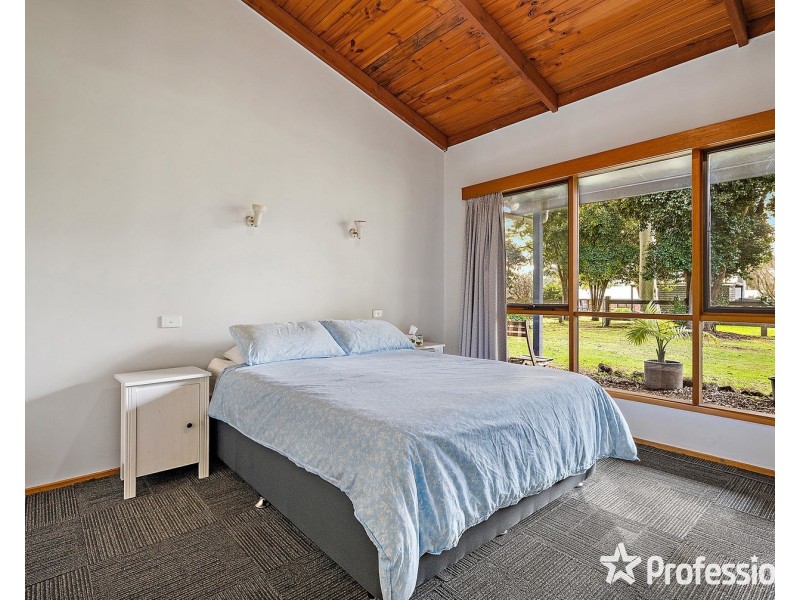 631 Victoria Road, Gruyere VIC 3770
