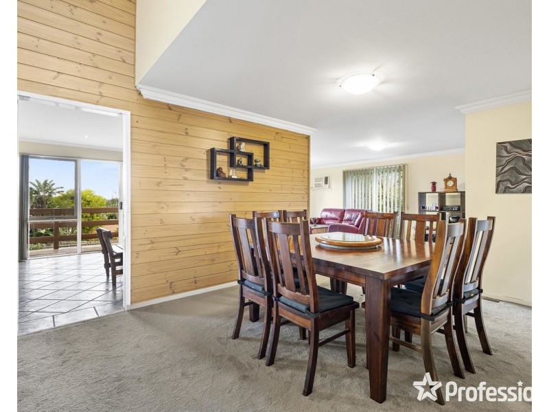 92 Partridge Way, Mooroolbark VIC 3138