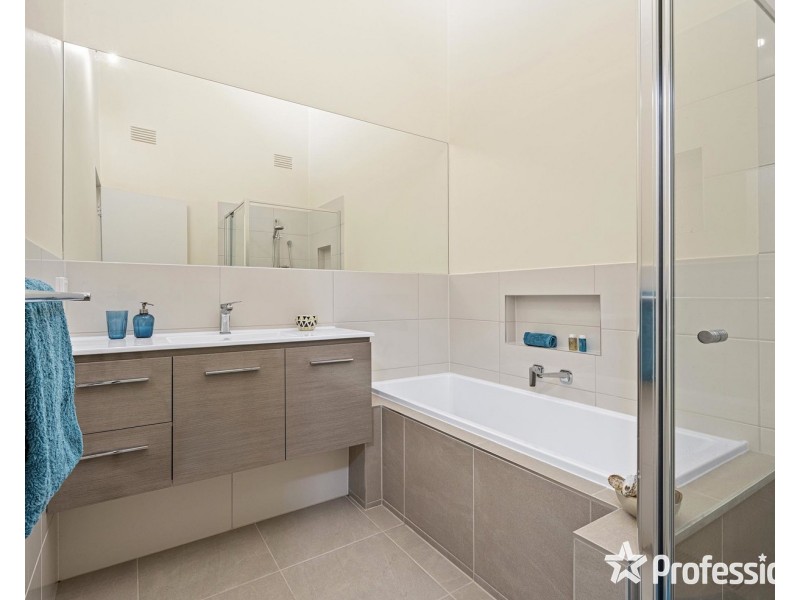 92 Partridge Way, Mooroolbark VIC 3138