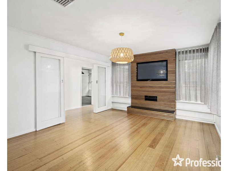 39 Dryden Concourse, Mooroolbark VIC 3138