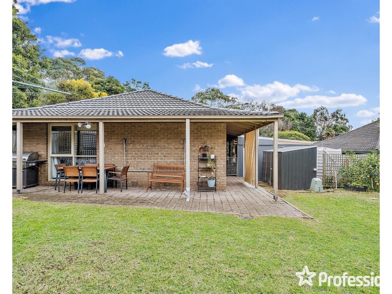 13 Glenwright Avenue, Woori Yallock VIC 3139