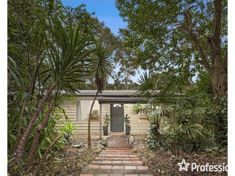 29 Commercial Road, Mount Evelyn VIC 3796