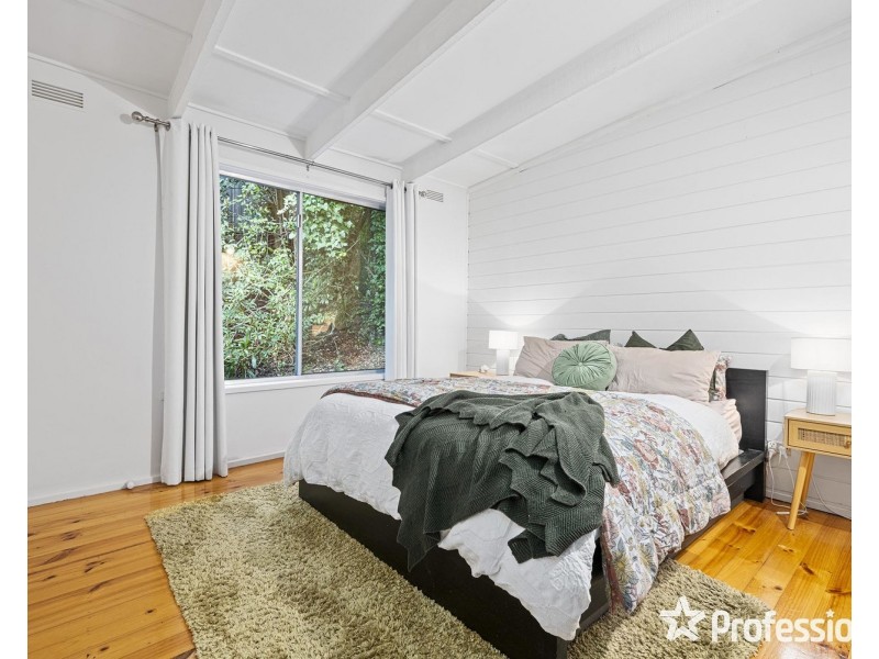 29 Commercial Road, Mount Evelyn VIC 3796