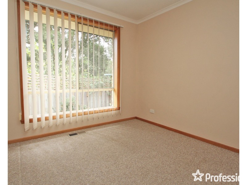 2/6 Ray Street, Croydon VIC 3136