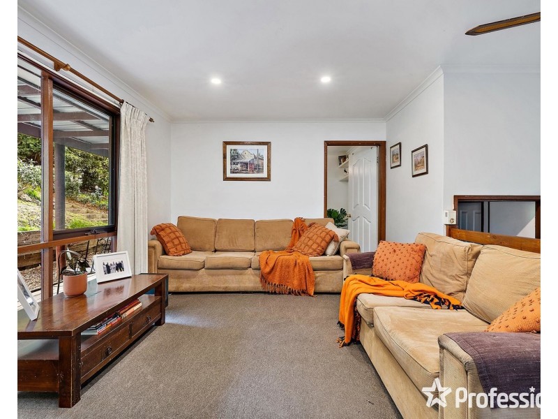 95 Charles Road, Lilydale VIC 3140