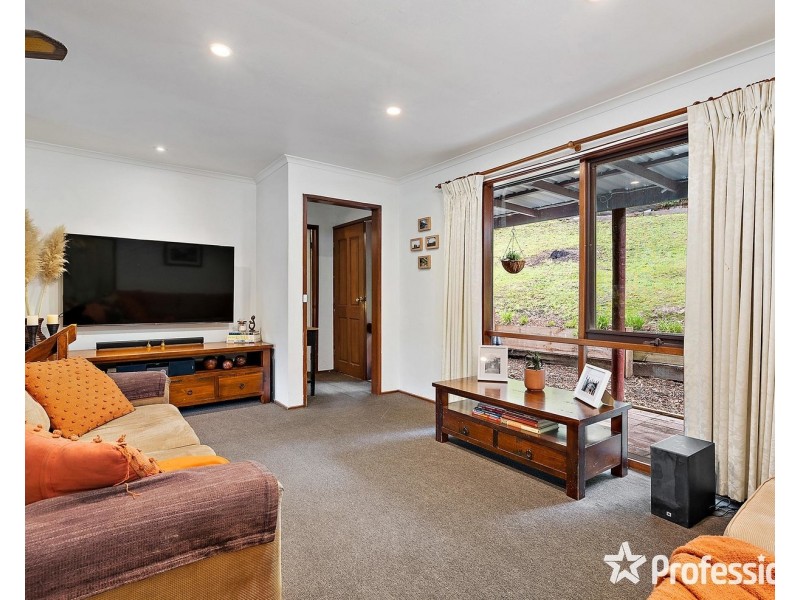 95 Charles Road, Lilydale VIC 3140