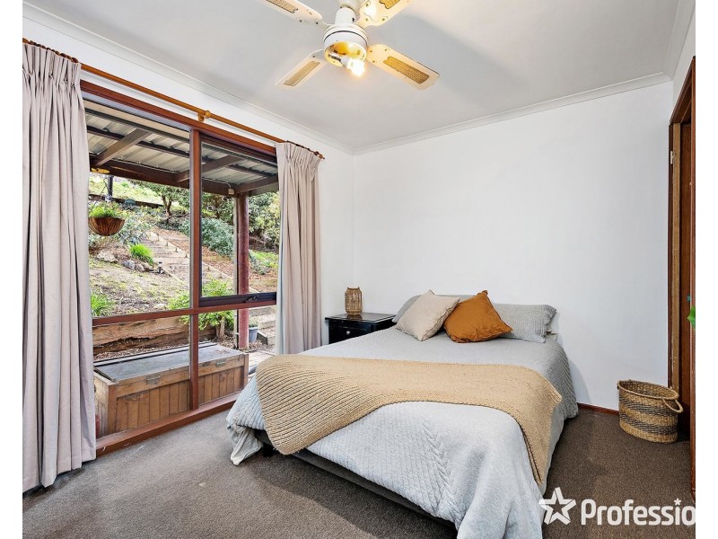 95 Charles Road, Lilydale VIC 3140