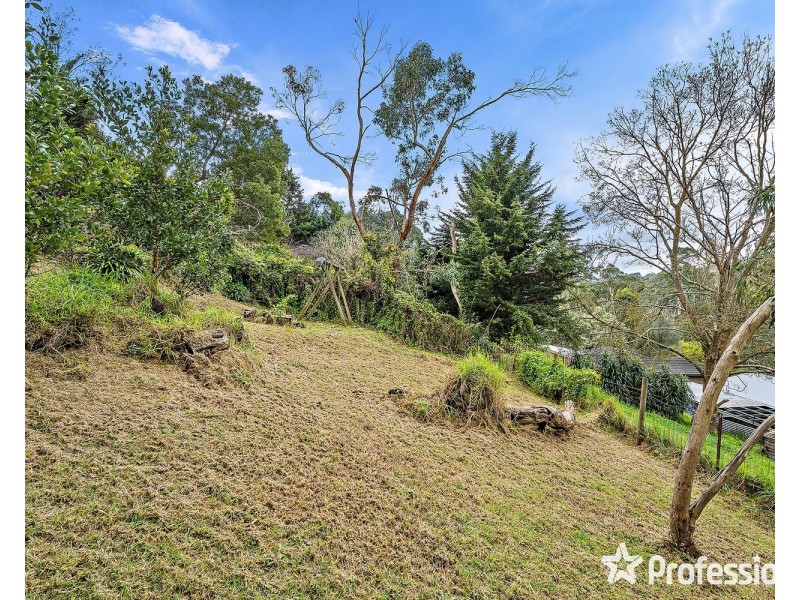 95 Charles Road, Lilydale VIC 3140