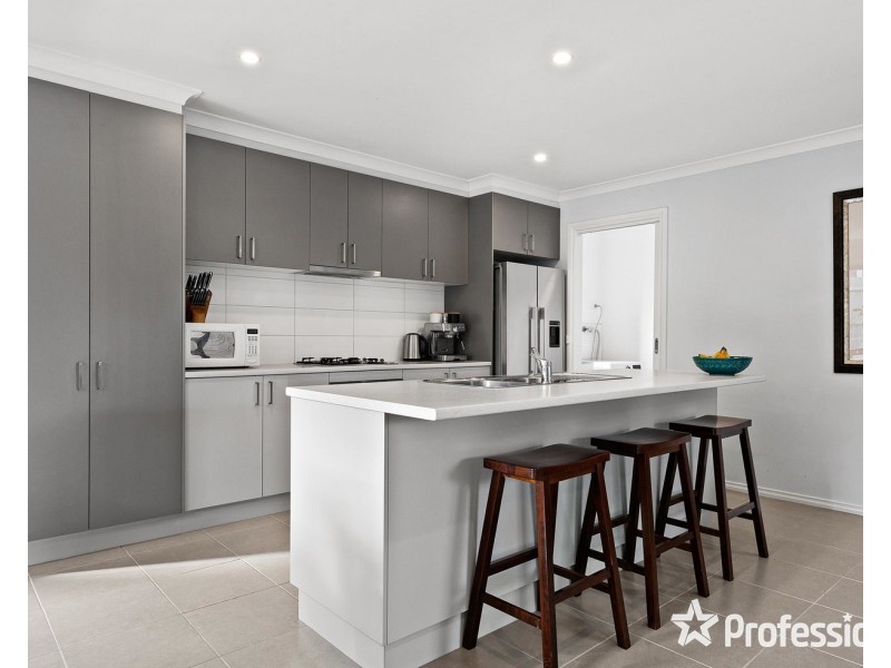 147a Lomond Avenue, Kilsyth VIC 3137
