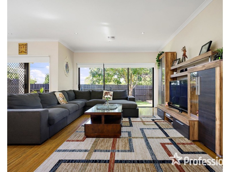4/5 Crinan Street, Kilsyth VIC 3137