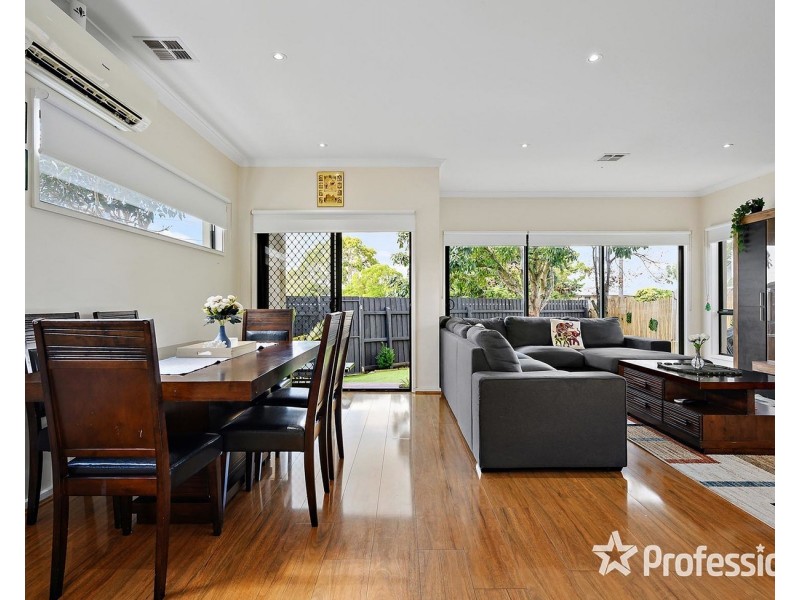 4/5 Crinan Street, Kilsyth VIC 3137