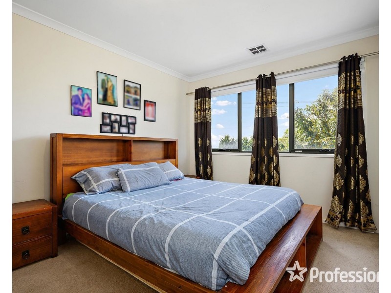 4/5 Crinan Street, Kilsyth VIC 3137