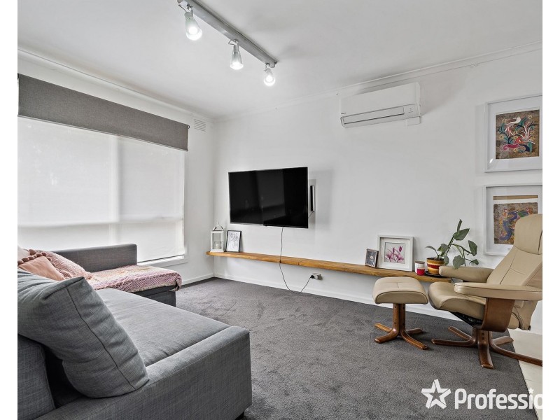 8/26 Lusher Road, Croydon VIC 3136