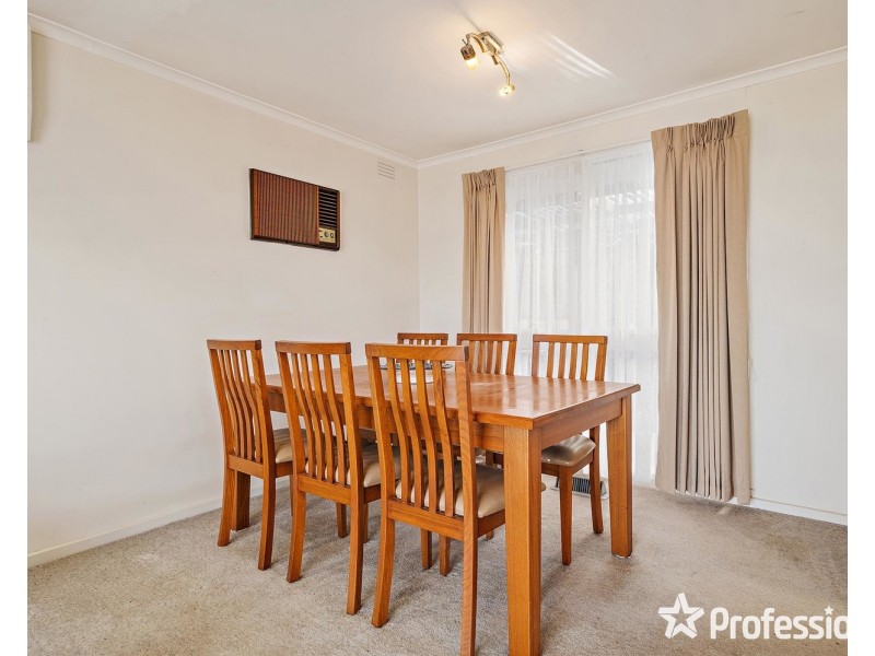 37 Old Kent Road, Mooroolbark VIC 3138