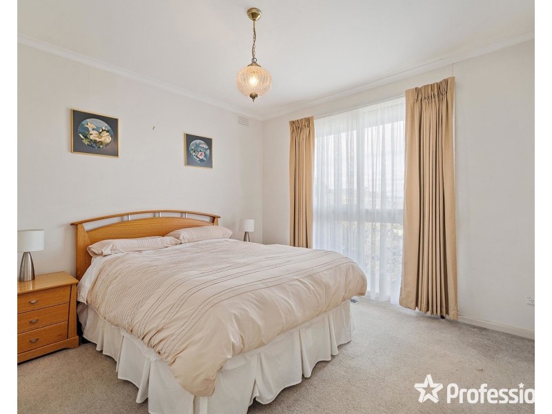 37 Old Kent Road, Mooroolbark VIC 3138