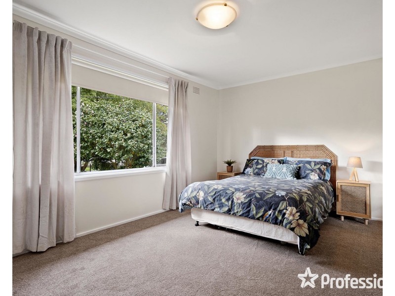 7 Carolanne Court, Mooroolbark VIC 3138