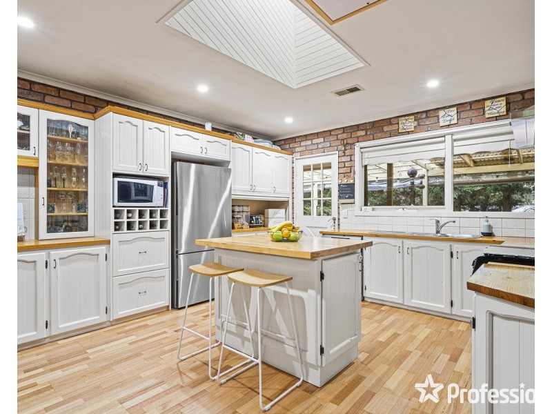 14 Allenby Road, Lilydale VIC 3140