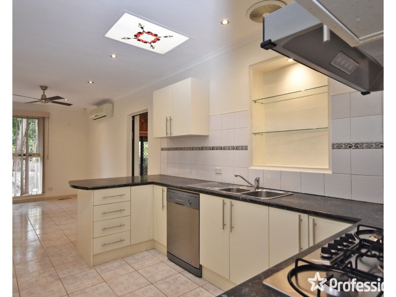 19 Shakespeare Avenue, Mooroolbark VIC 3138
