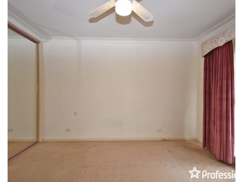 19 Shakespeare Avenue, Mooroolbark VIC 3138