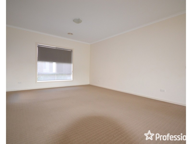 5/15-17 Manchester Road, Mooroolbark VIC 3138