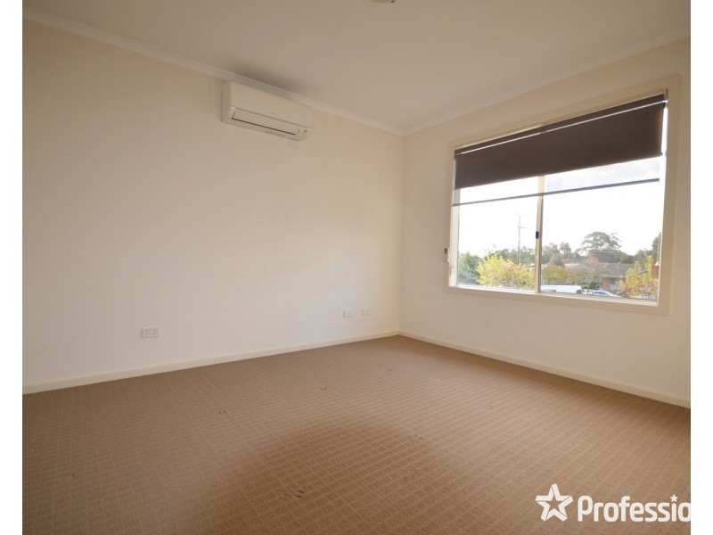 5/15-17 Manchester Road, Mooroolbark VIC 3138