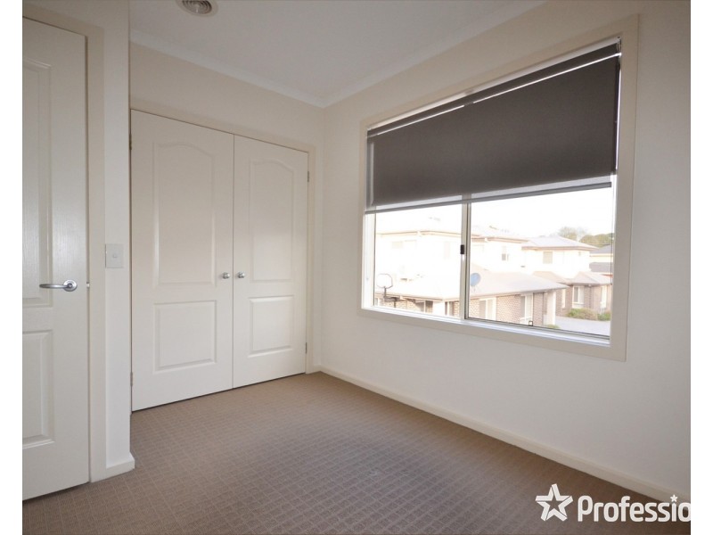 5/15-17 Manchester Road, Mooroolbark VIC 3138