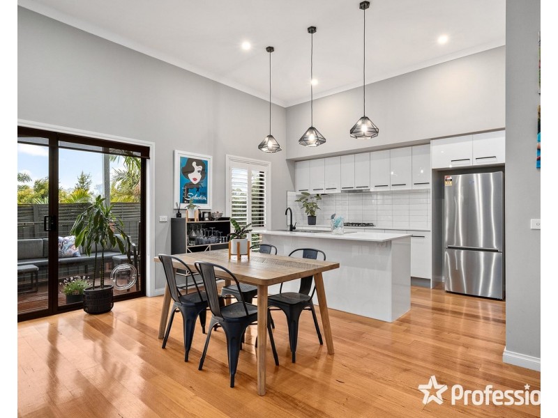 7 Cherry Lane, Montrose VIC 3765