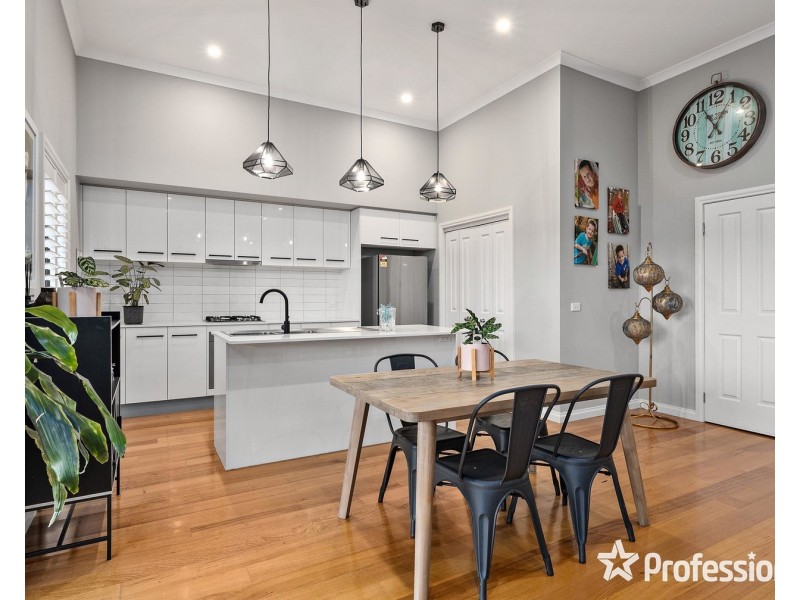 7 Cherry Lane, Montrose VIC 3765