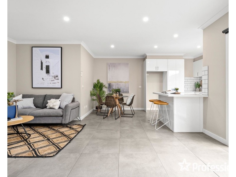 2 Brennan Close, Mooroolbark VIC 3138