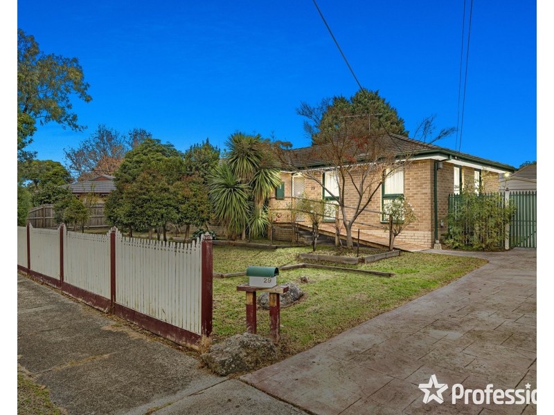 29  Mirang Avenue, Croydon VIC 3136