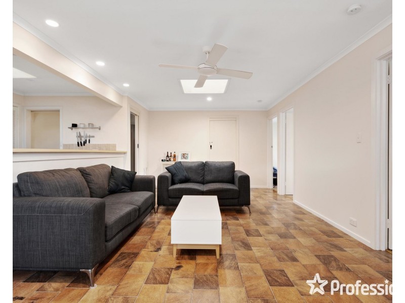 11 Turella Court, Mooroolbark VIC 3138