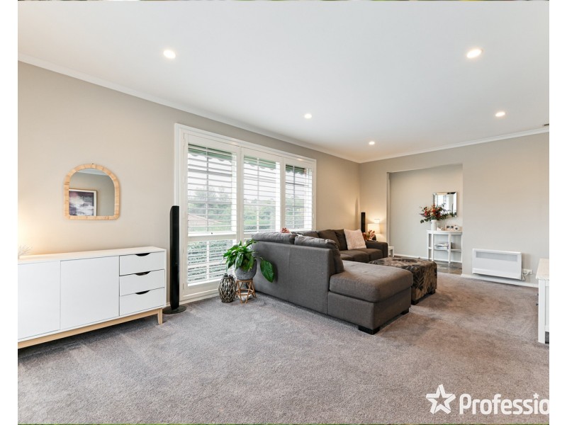 5 Westall Court, Mooroolbark VIC 3138