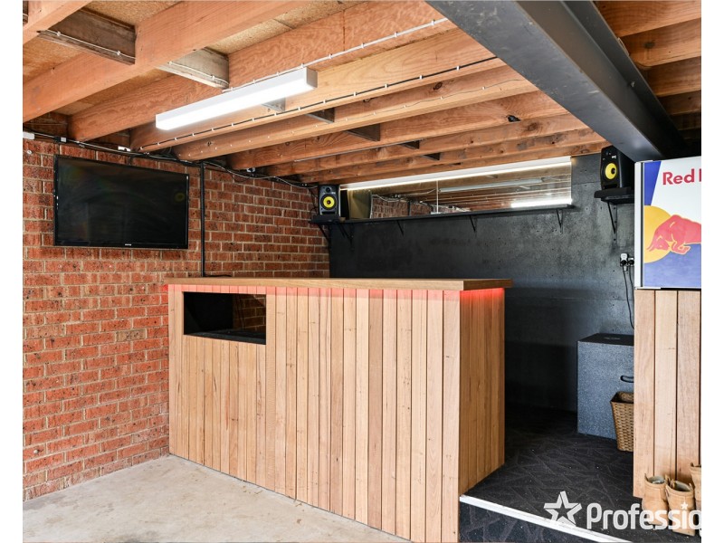 5 Westall Court, Mooroolbark VIC 3138