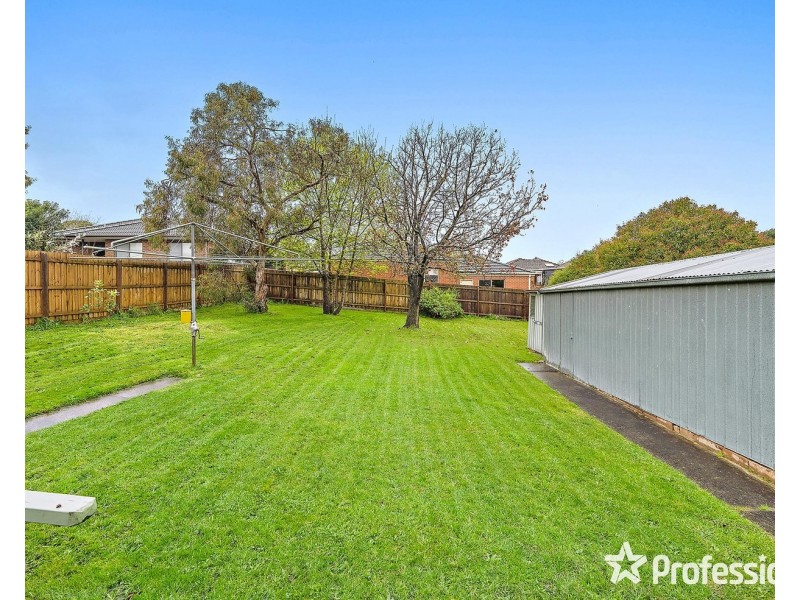 104 Manchester Road, Mooroolbark VIC 3138