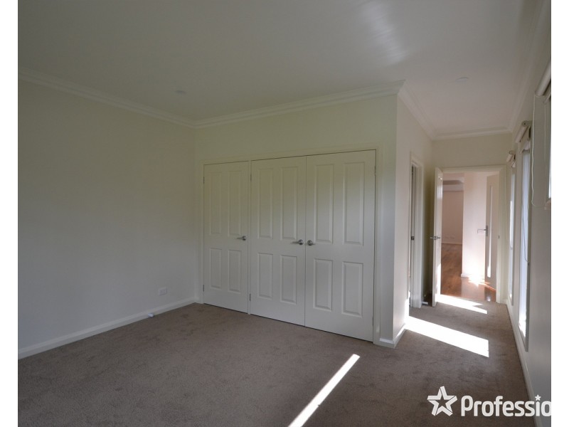 1/6 Cameron Court, Kilsyth VIC 3137