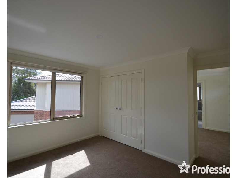 1/6 Cameron Court, Kilsyth VIC 3137